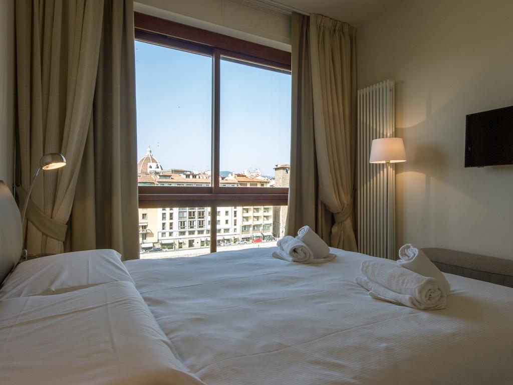 Apartments Florence - Ponte Vecchio Exclusive Bagian luar foto